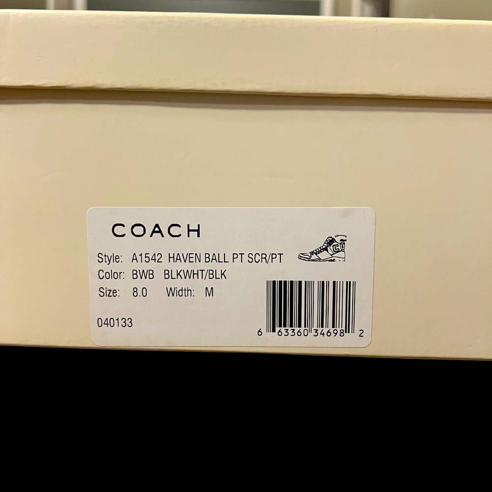 Coach graffiti print sneakers. Size 8. Some scuffs - Picture 7 of 7